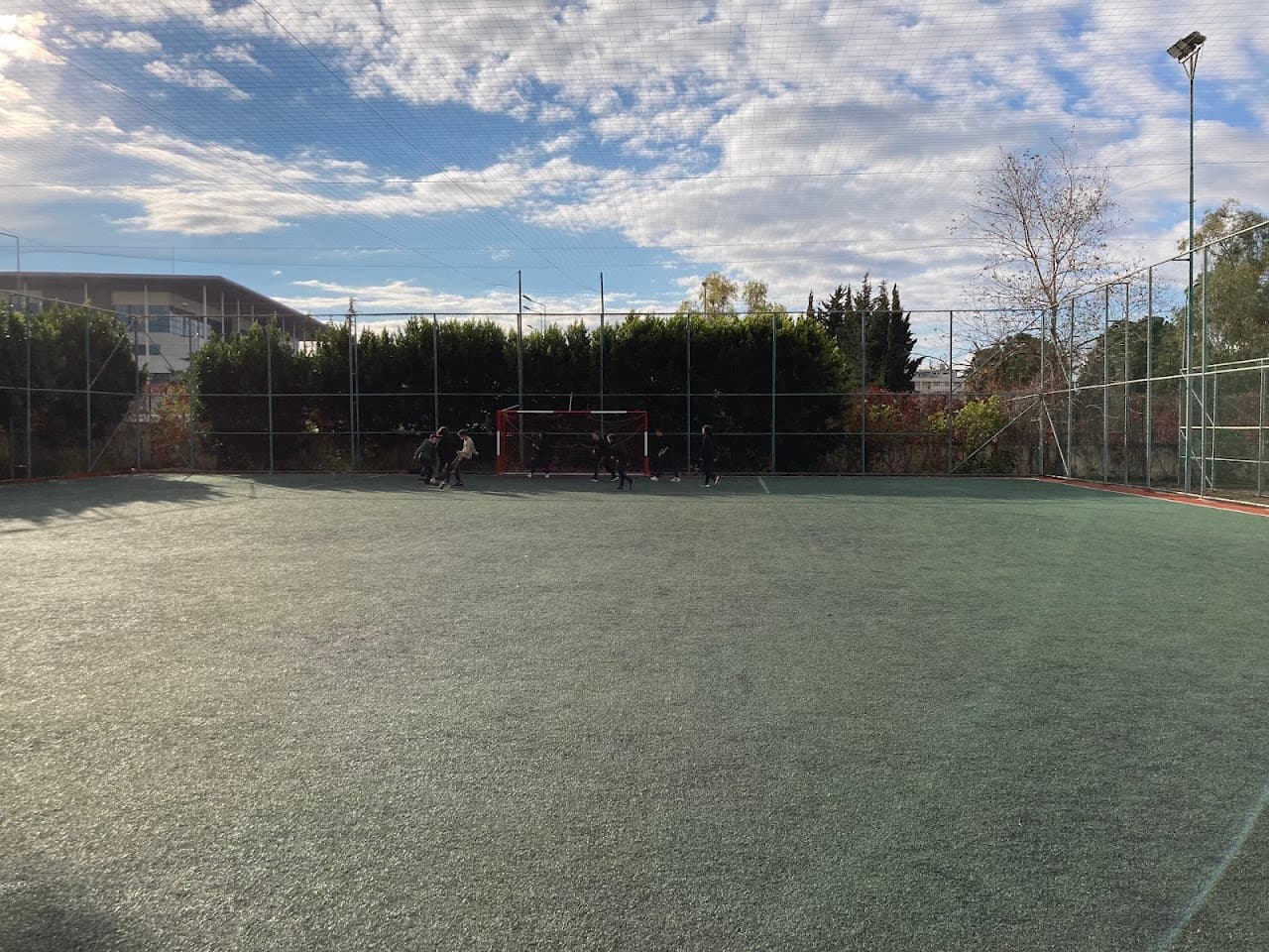 Adem Tolunay Anadolu Lisesi Halı Saha İşletmesi