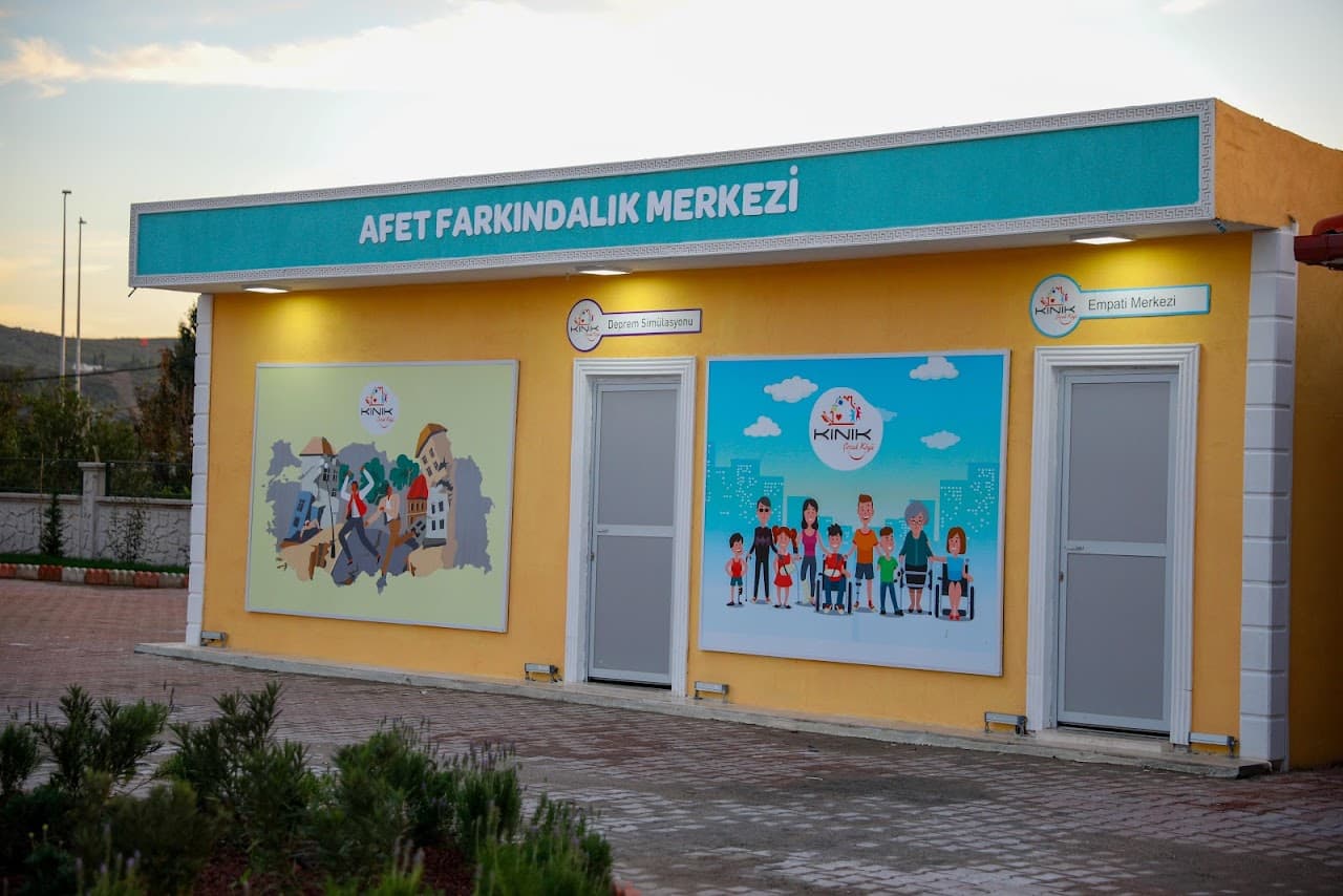 Kınık Belediyesi Çocuk Köyü