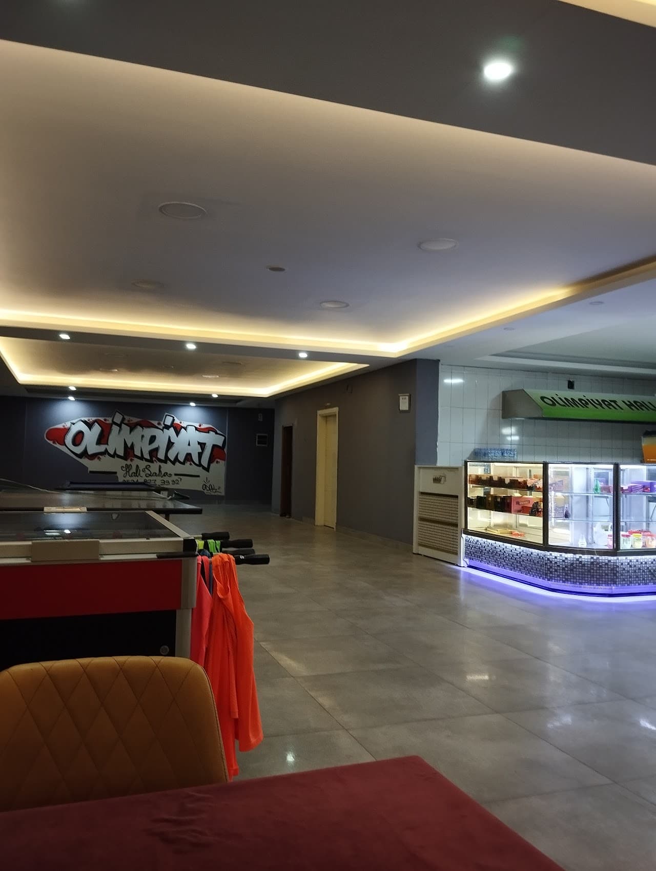 Olimpiyat halı saha spor kompleksi