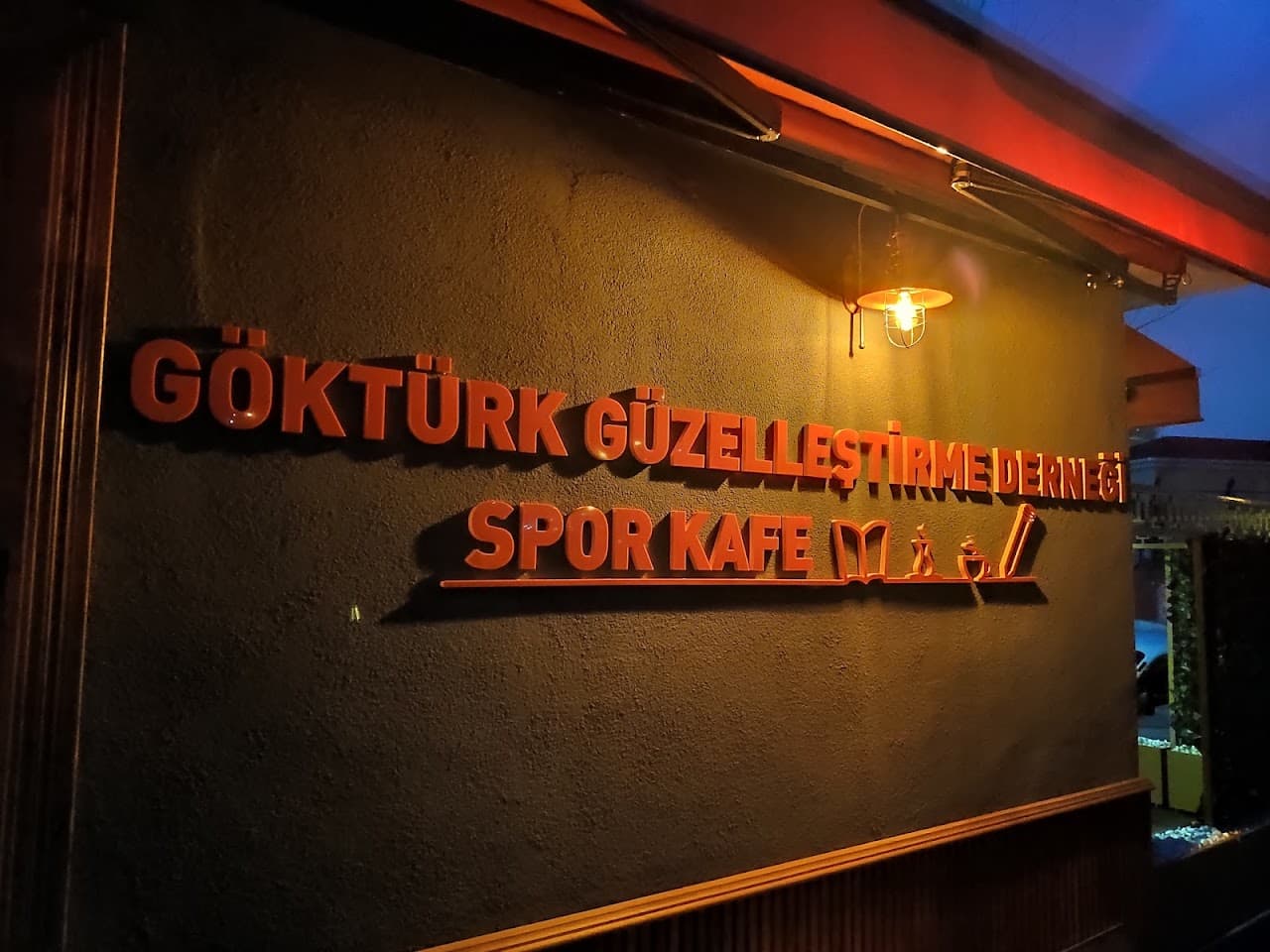 EYÜPSULTAN Belediyesi Göktürk Halı Saha