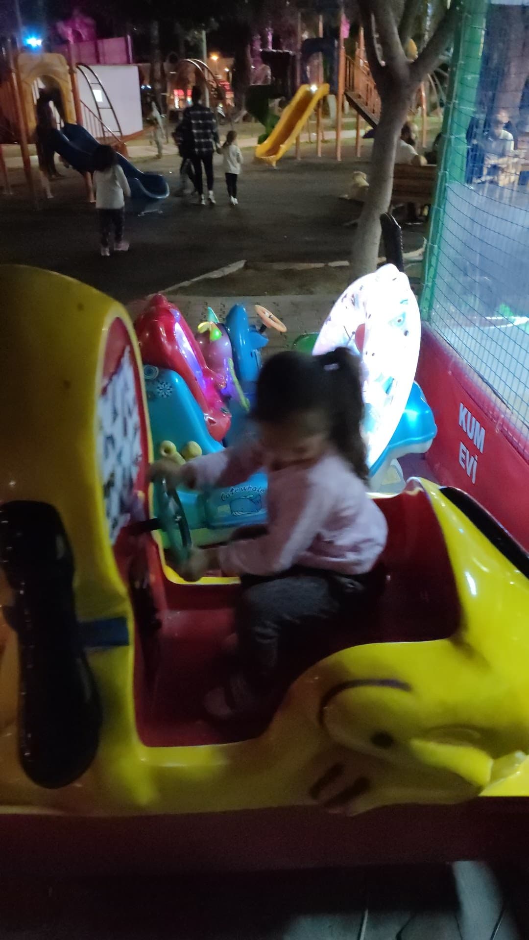 Şehitler Parkı Spor Tesisi 2