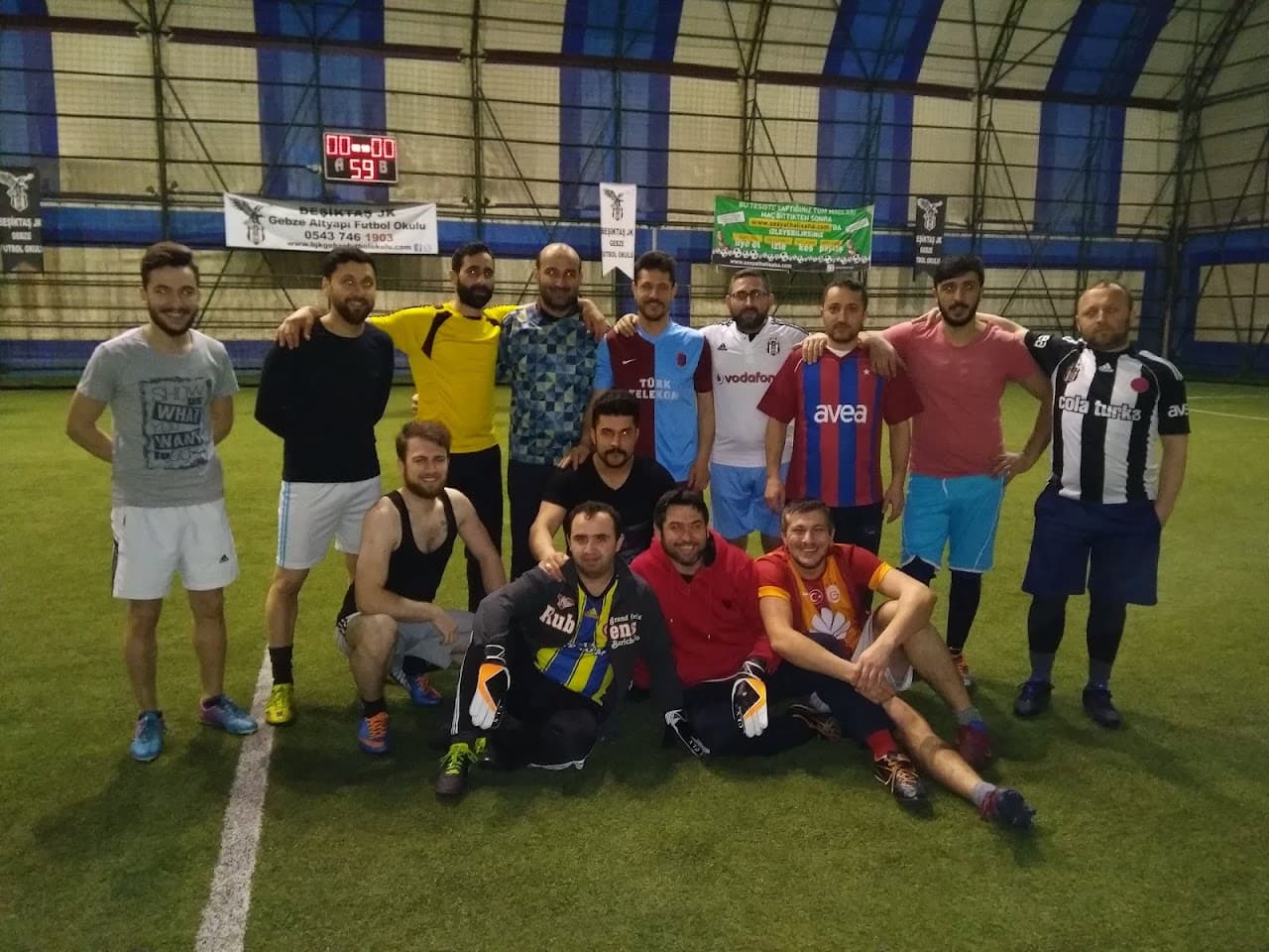 YILDIRIM ÇİM HALI SAHA VE SPOR TESİSİ 2
