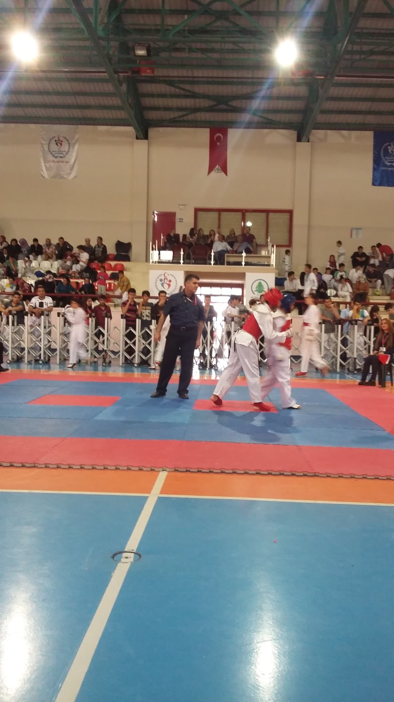 Pursaklar Kapalı Spor Salonu