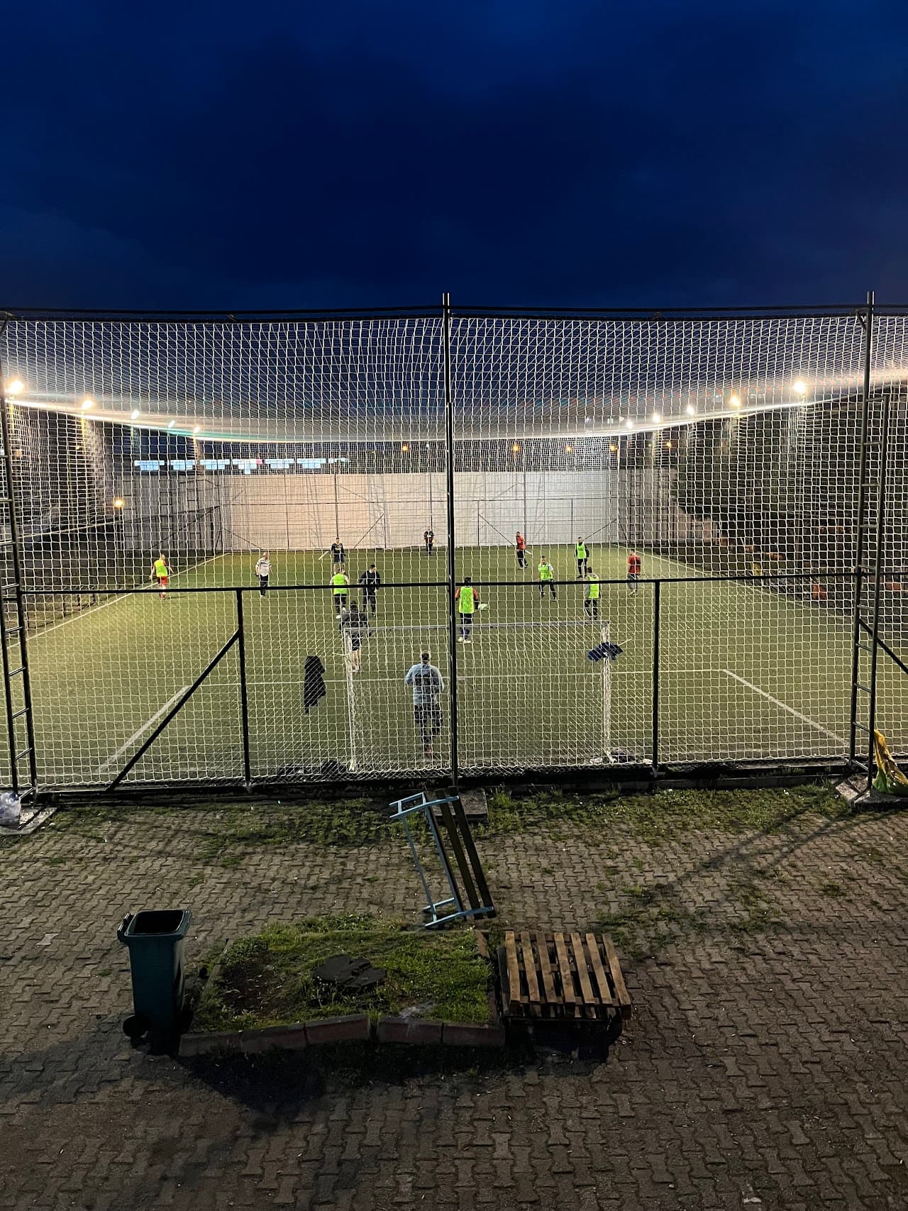 EKİNCİ HALI SAHA SPOR TESİSİ 3