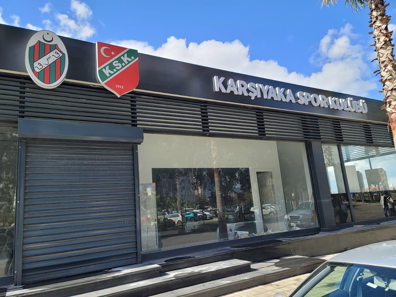 Karşıyaka Belediyesi Gençlik Ve Spor Kulübü