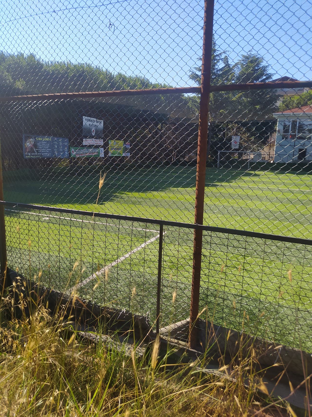 Yeniköy Spor Kulübü Bağlar Tesisi