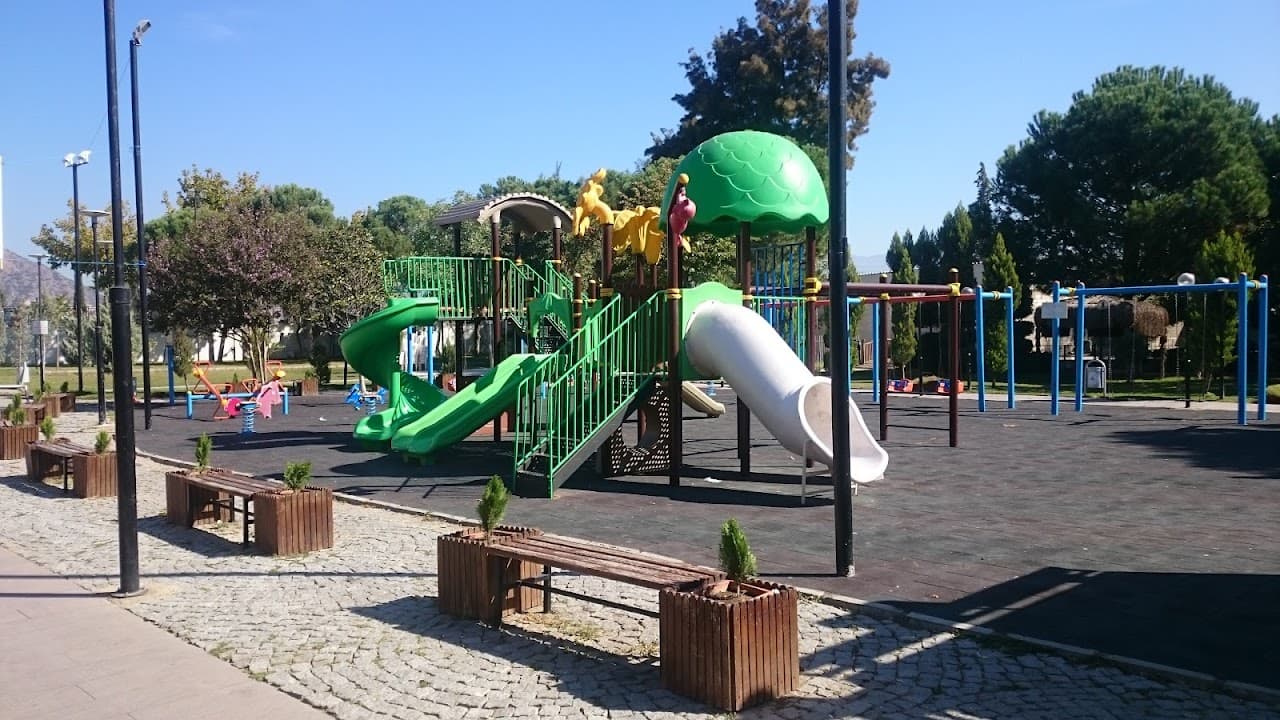 İncirliova Kültür Park Sosyal Tesisleri