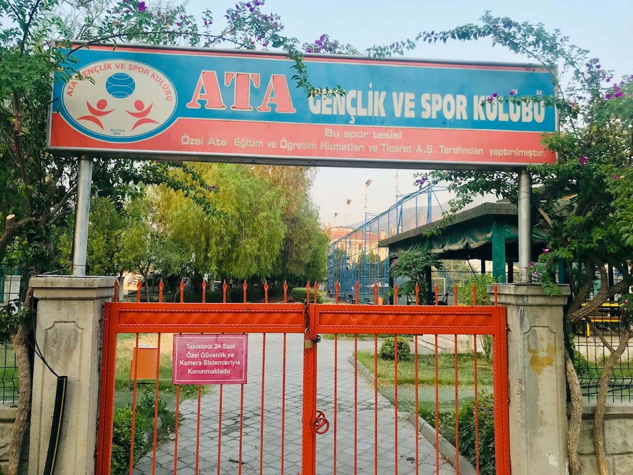 ATA GENÇLİK VE SPOR KULUBÜ ( Halı Saha, Voleybol, Basketbol, Tenis, Emel Karaca Sanat ve Kültür Salo