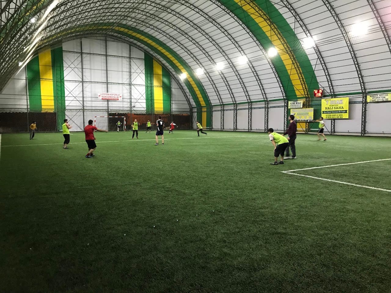 Futbol Sahası