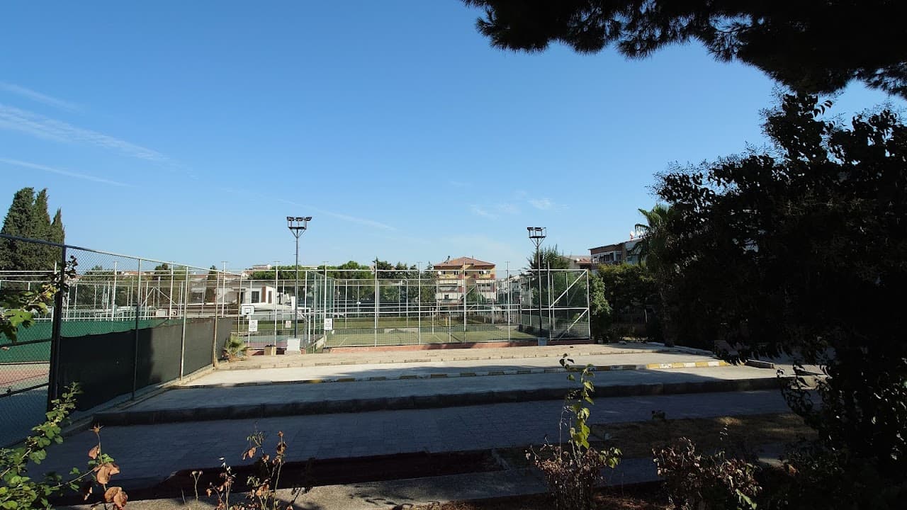 Balçova Belediyesi Halı Saha 3