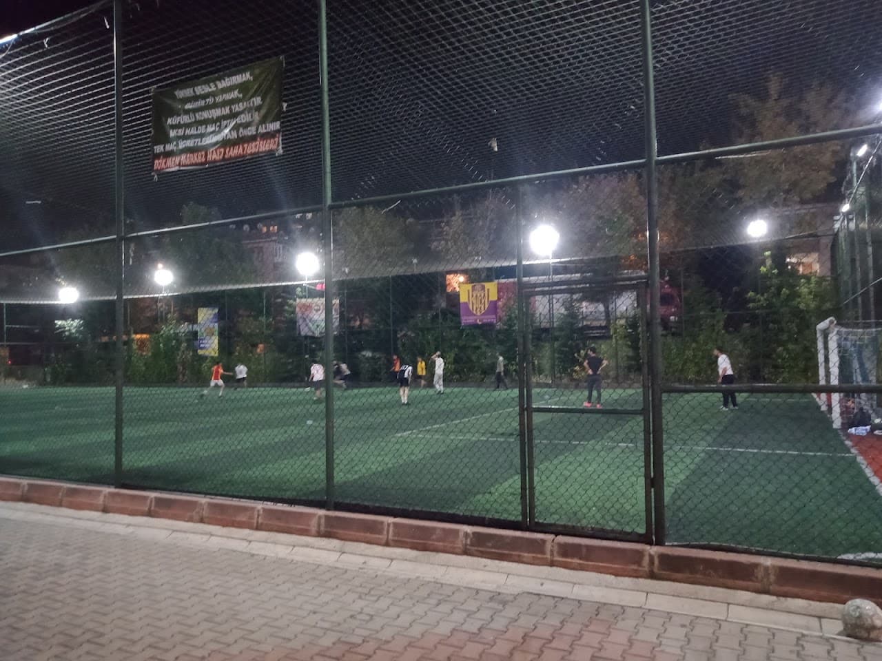 Dikmen Merkez Halı Saha