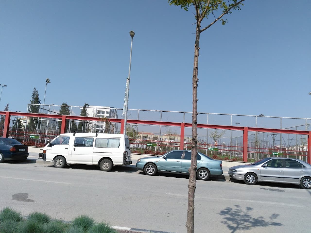 KENTPARK HALI SAHA