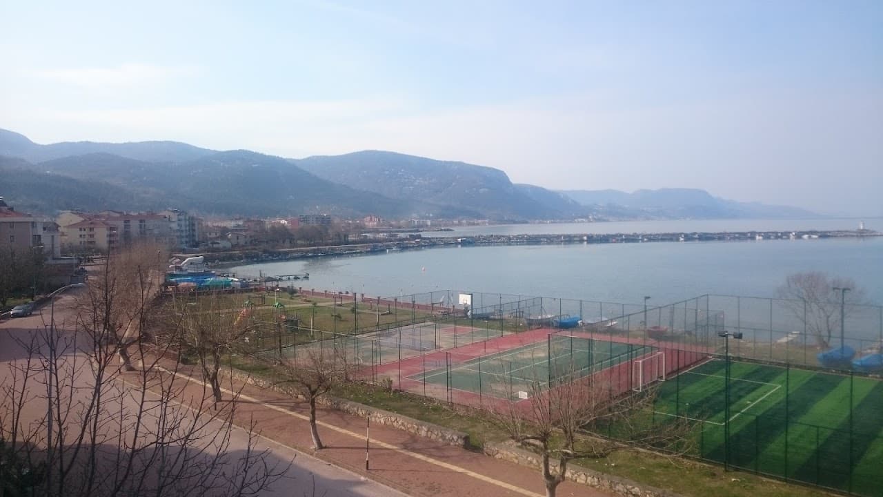 Cide Halı Saha