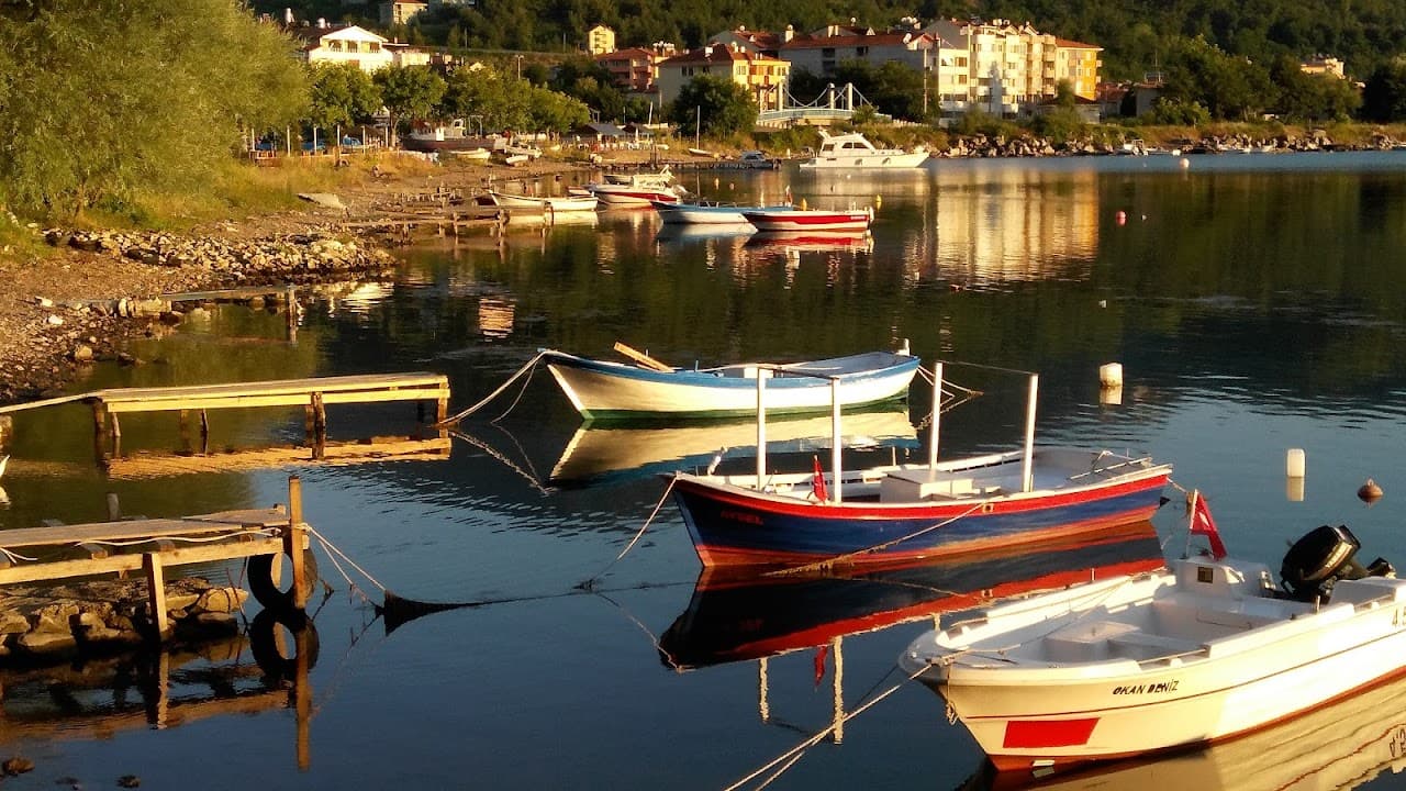 Cide Halı Saha 3