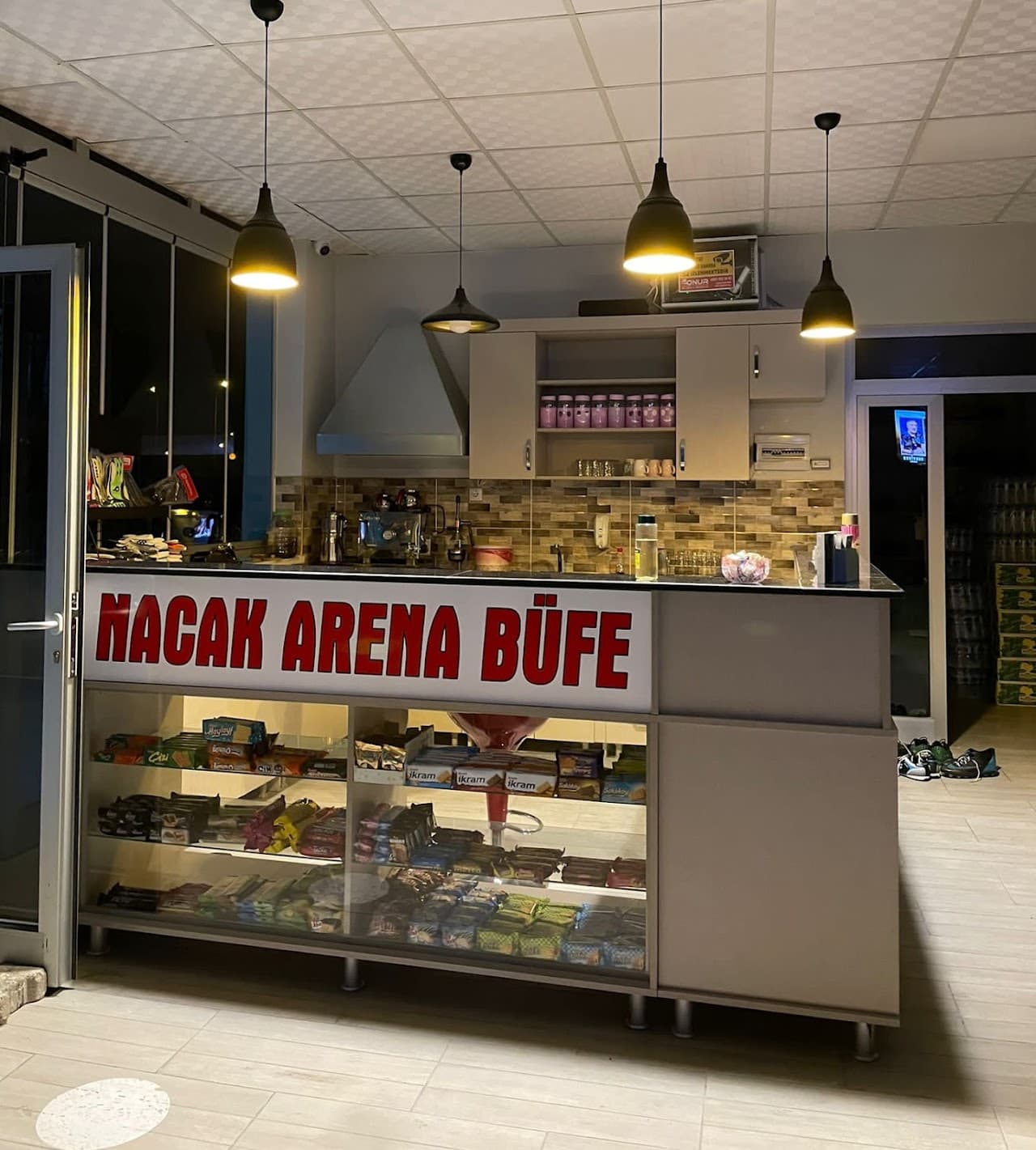 NACAK ARENA SPOR SALONU VE LİG TV 5