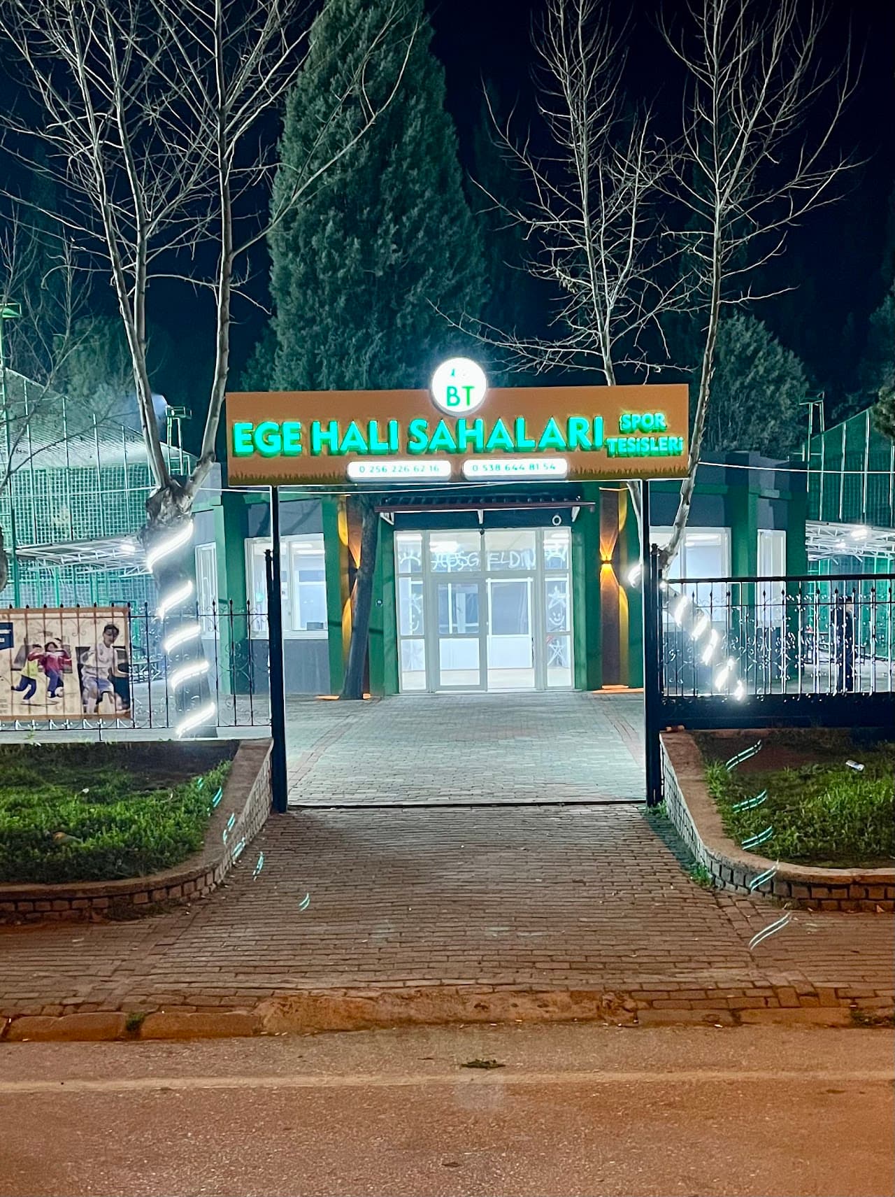 BT EGE HALI SAHALARI SPOR TESİSLERİ İPEK HALI SAHA