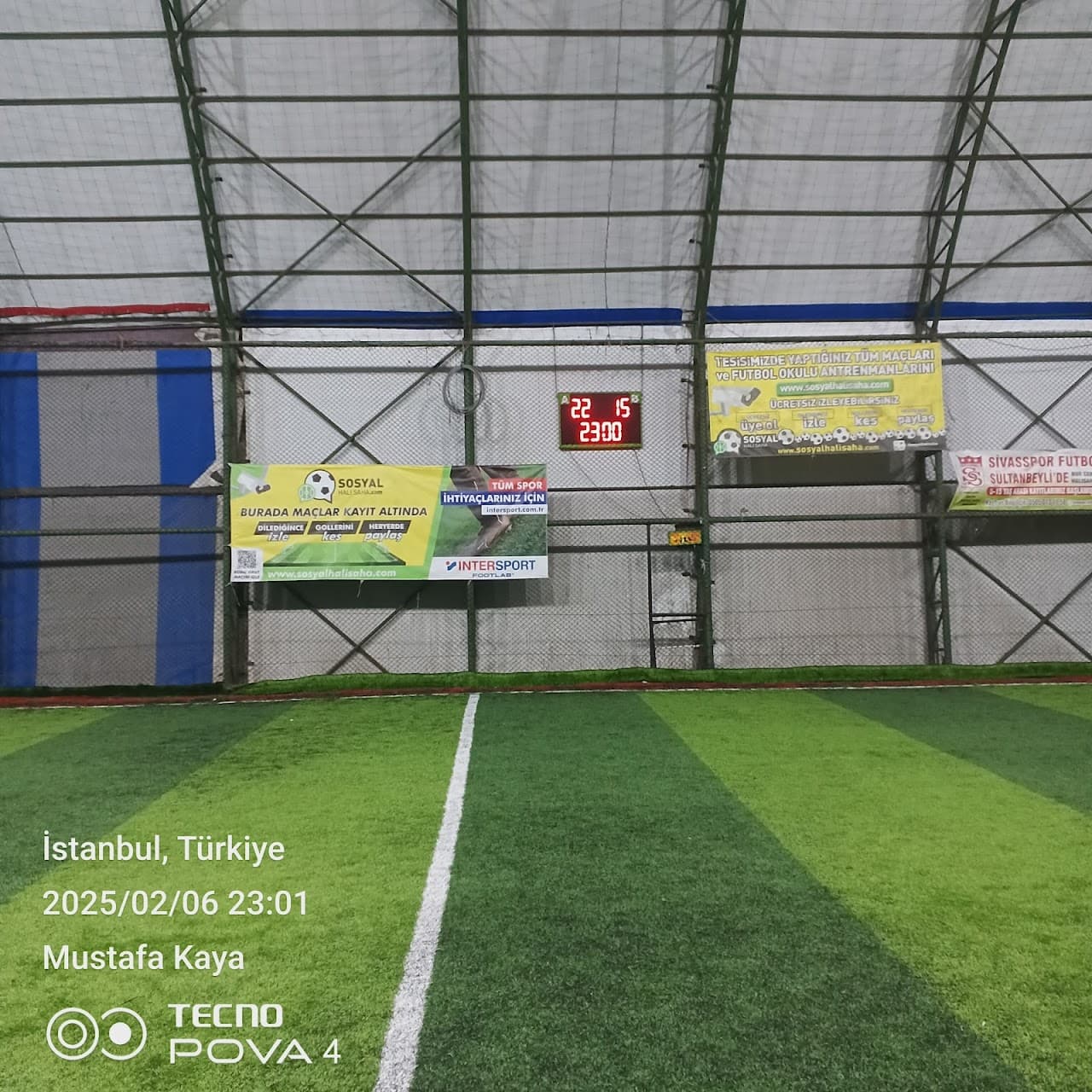 Nur Center Halı Saha