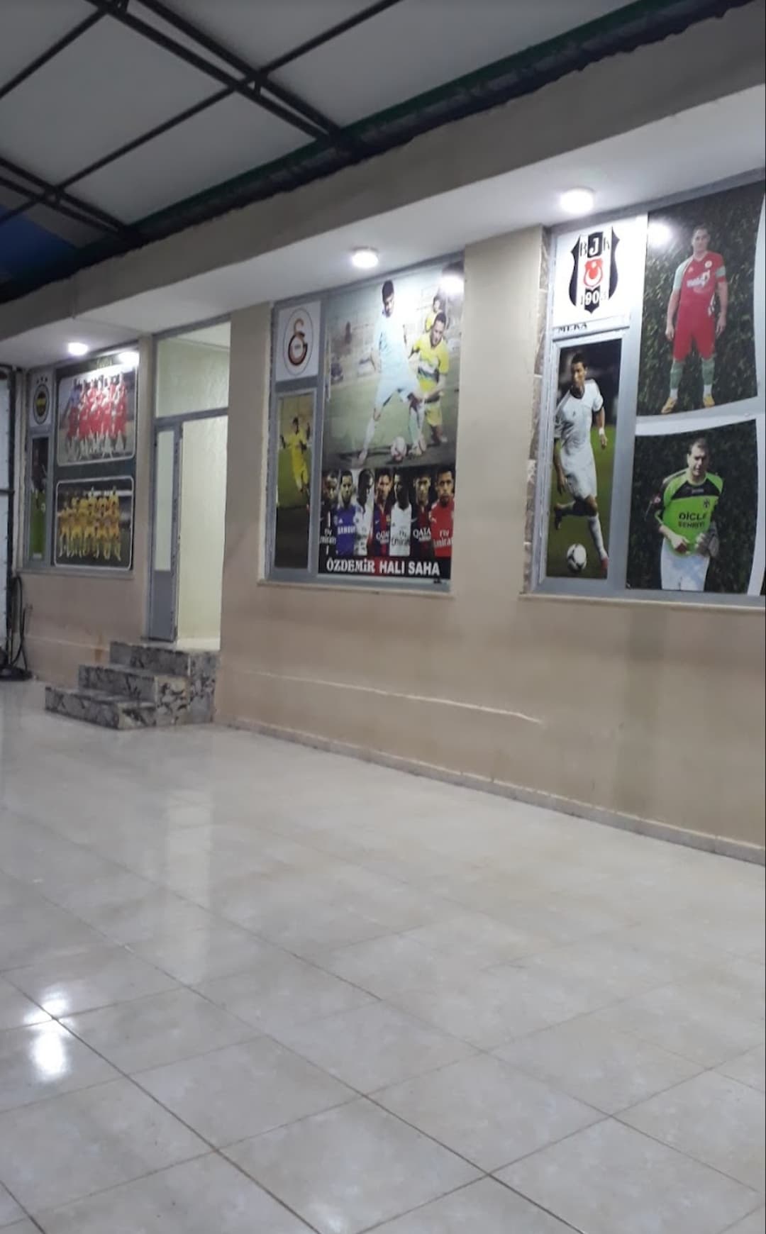 Özdemir Halı Saha
