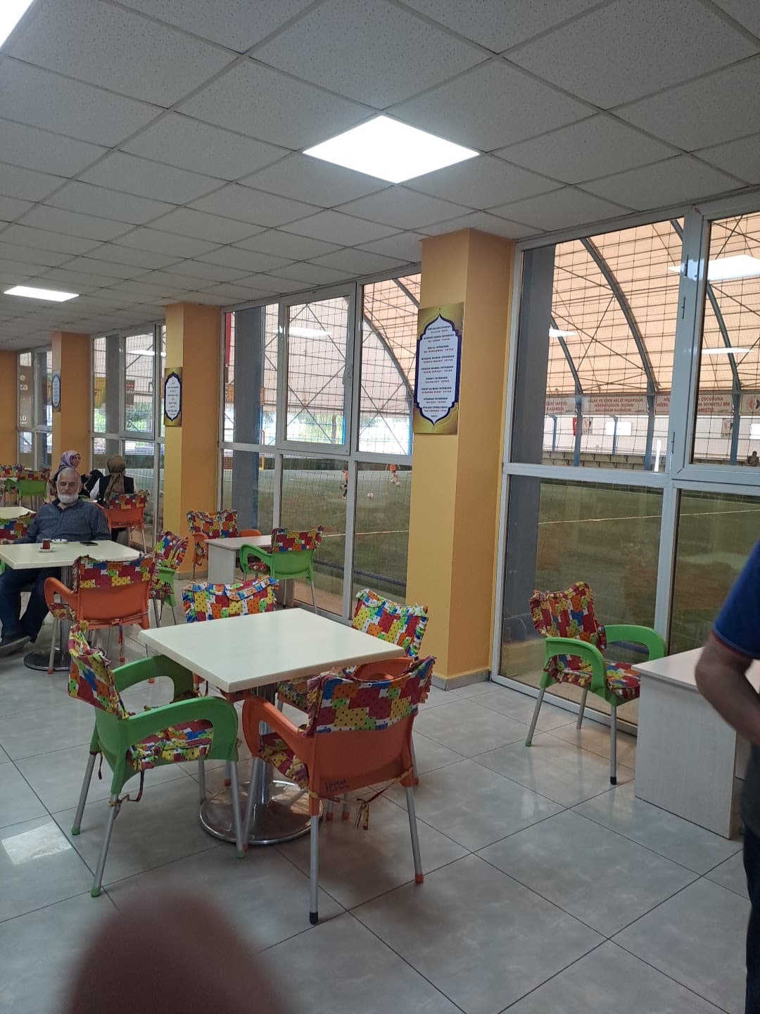 Huzur Halı Saha 5