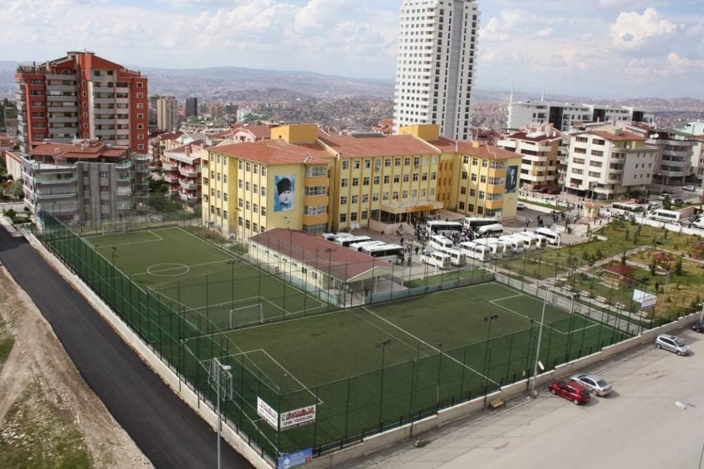 Kırkkonaklar Halı Saha