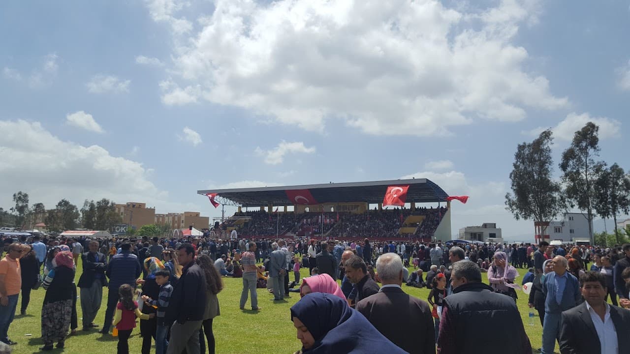 Karaisalı Stadı 4