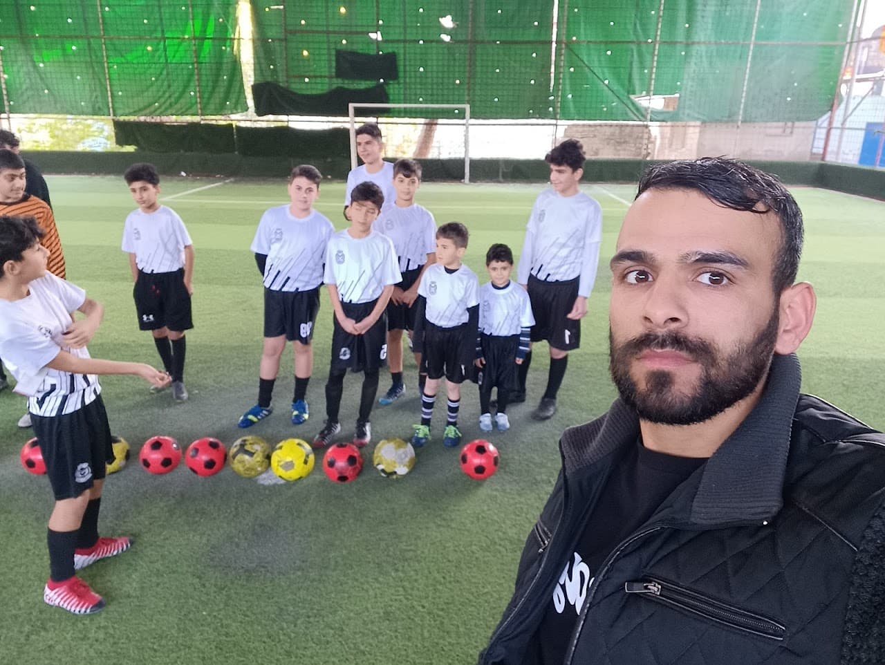 Çiçek Halısaha 2