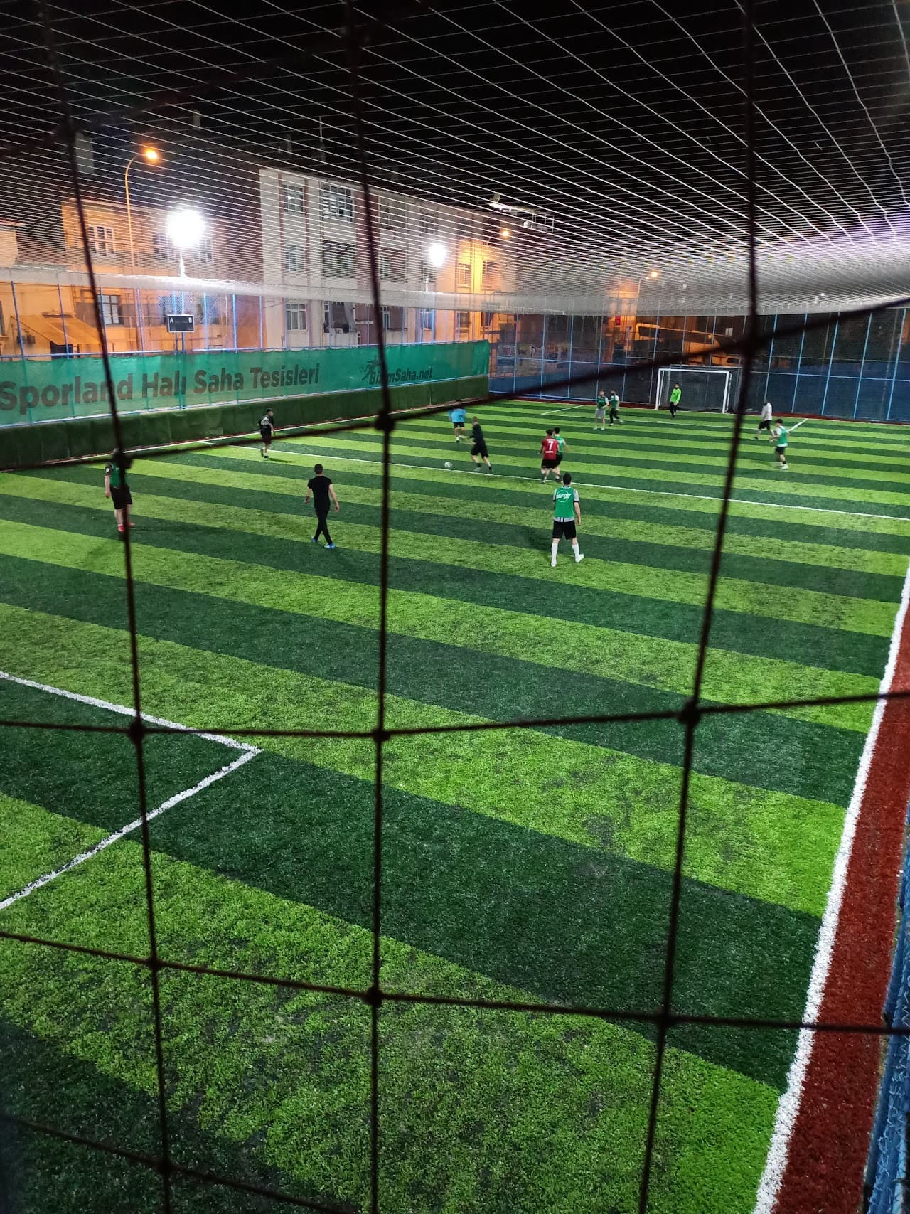 Sporland Halı Saha (Cemevi Arkası)