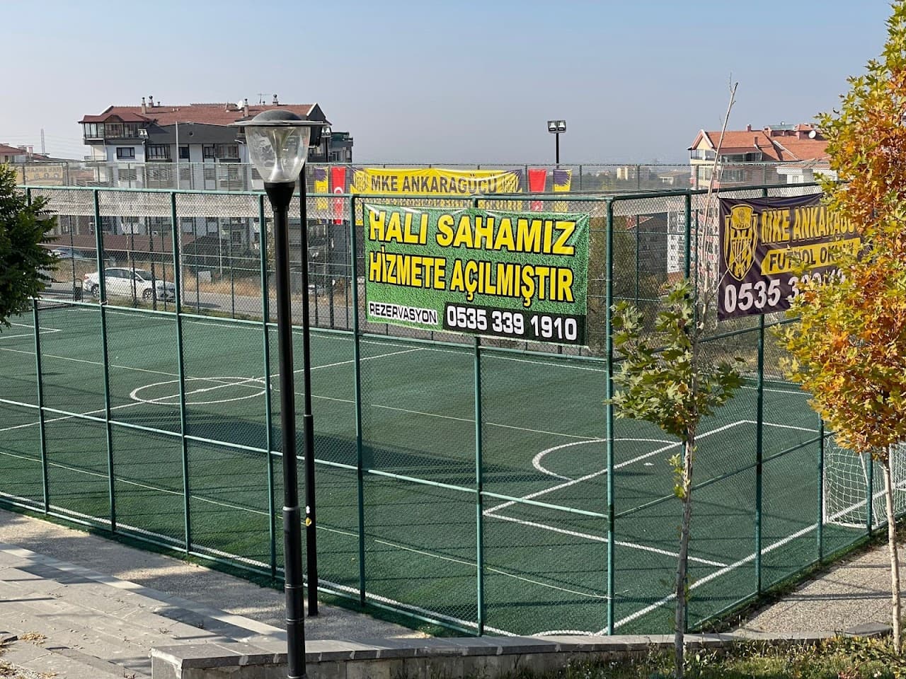 Dikmen Karapınar halı saha 3