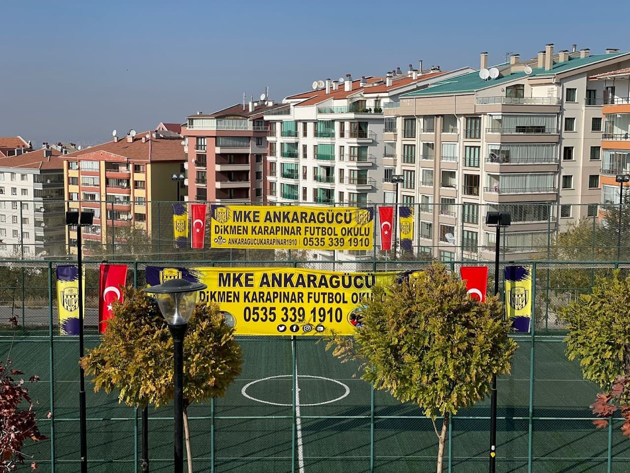 Dikmen Karapınar halı saha 5