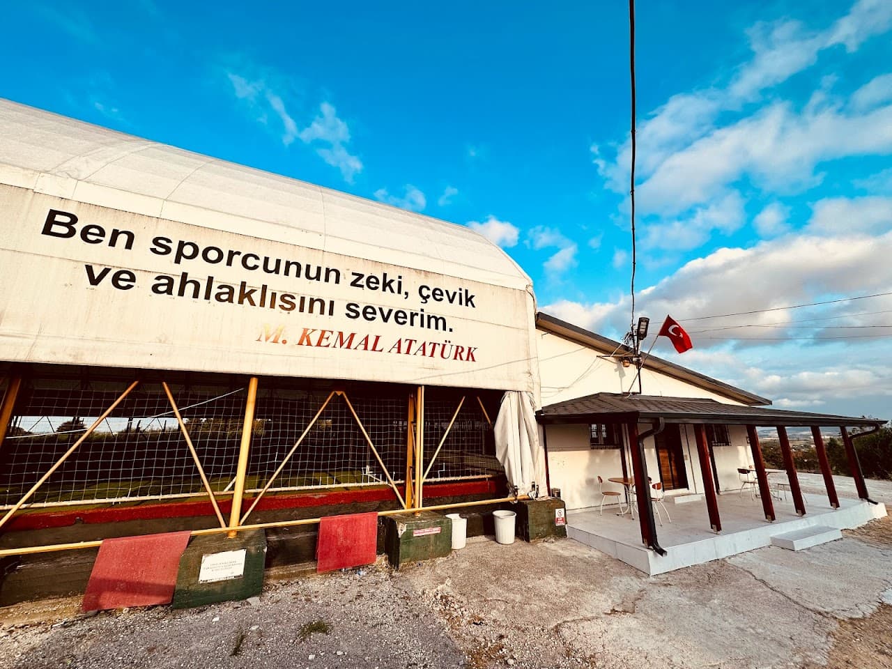 Kaynarca Kanber Halı Saha Tesisleri 5