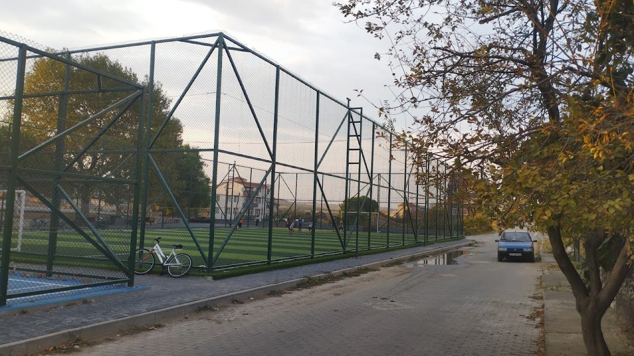 Susurluk Karşıyaka Halı Saha
