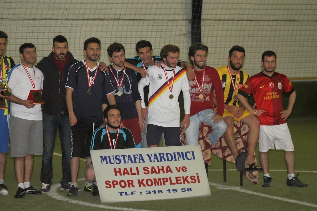 Mustafa Yardımcı Halı Saha Spor Tesisi