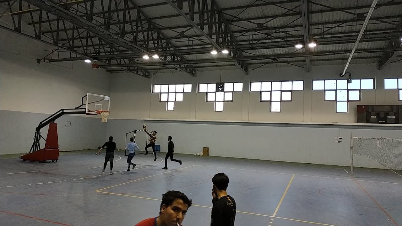 Kadınhanı Belediyesi Spor Salonu