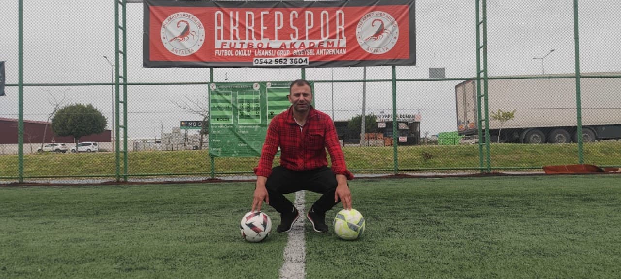 Altınova Ferit Halı Saha & Kafe 3