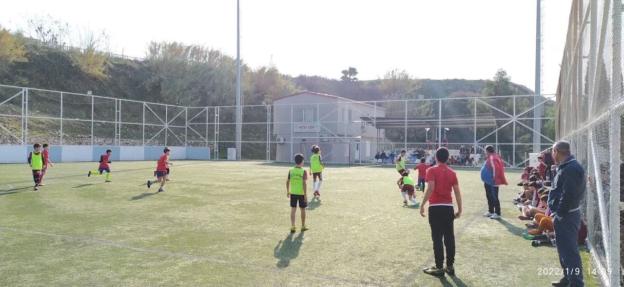 Defne belediyesi Sümerler halı saha