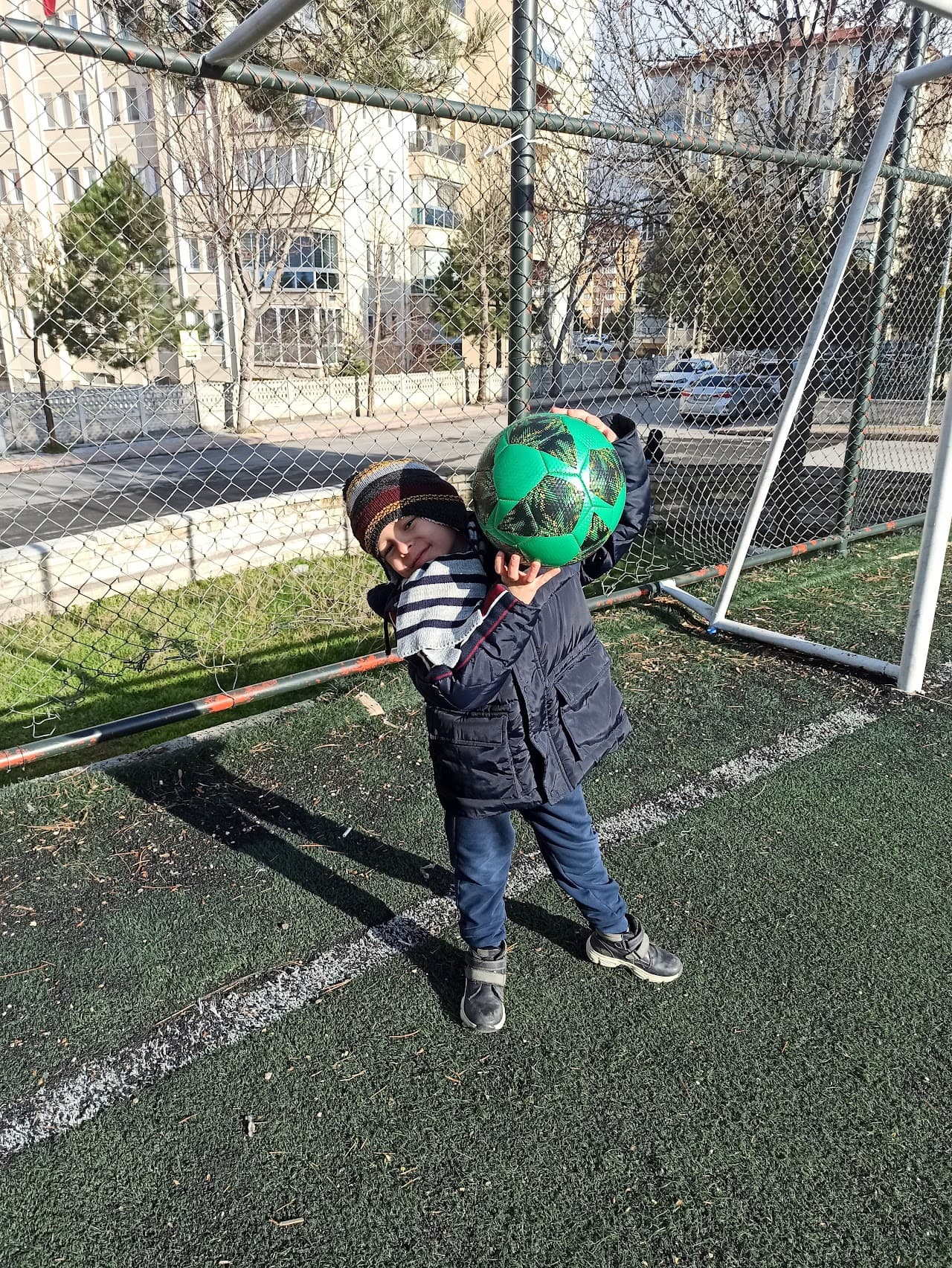 Çinikent halı saha 5