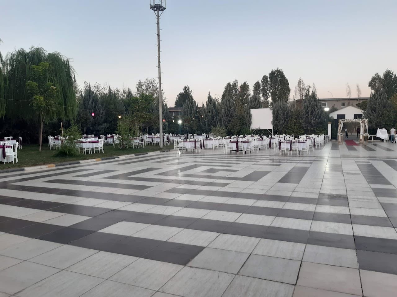 Tulip Park 3