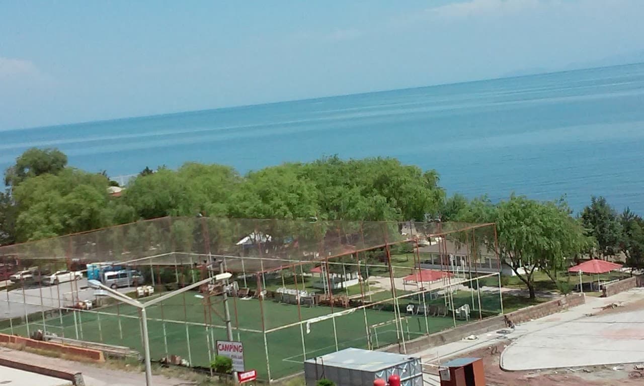 Halı Saha (2)