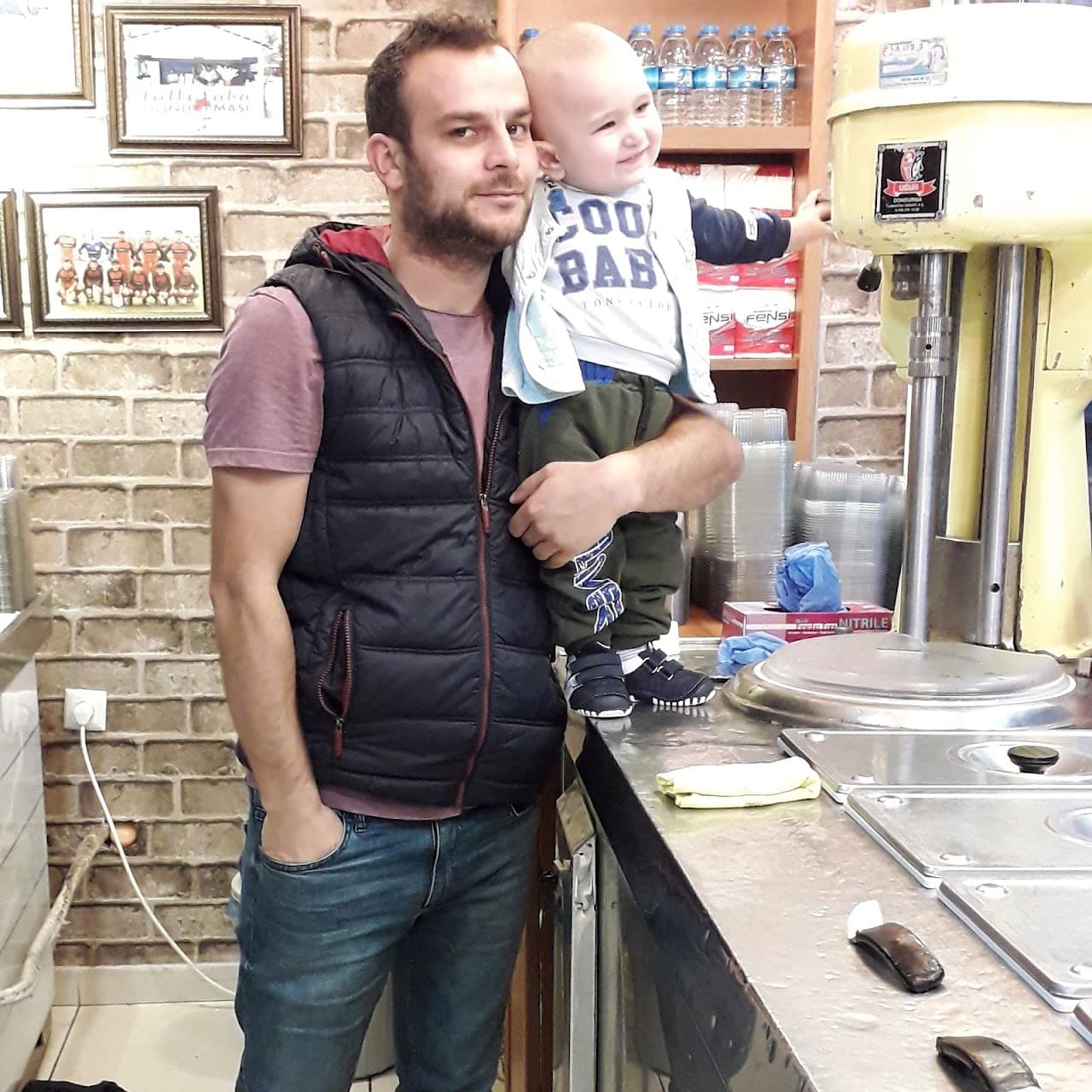 Mert Spor Halı Saha 3
