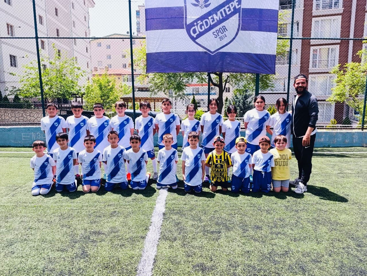 ÇİĞDEMTEPE SPOR HALI SAHASI