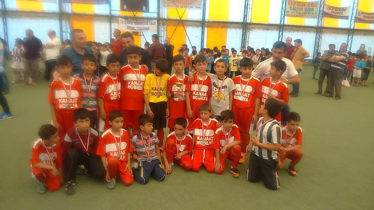 Erdem Halı Saha 4