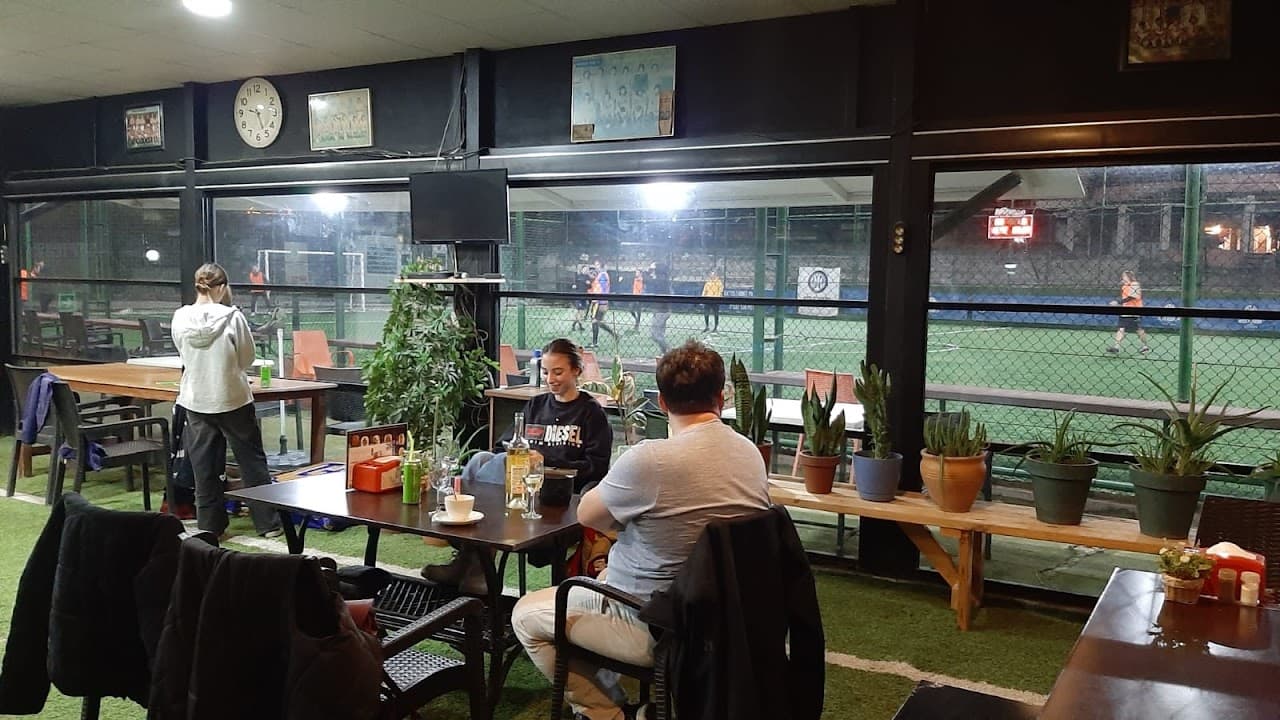 Örnekköy Halı Saha Cafe 4