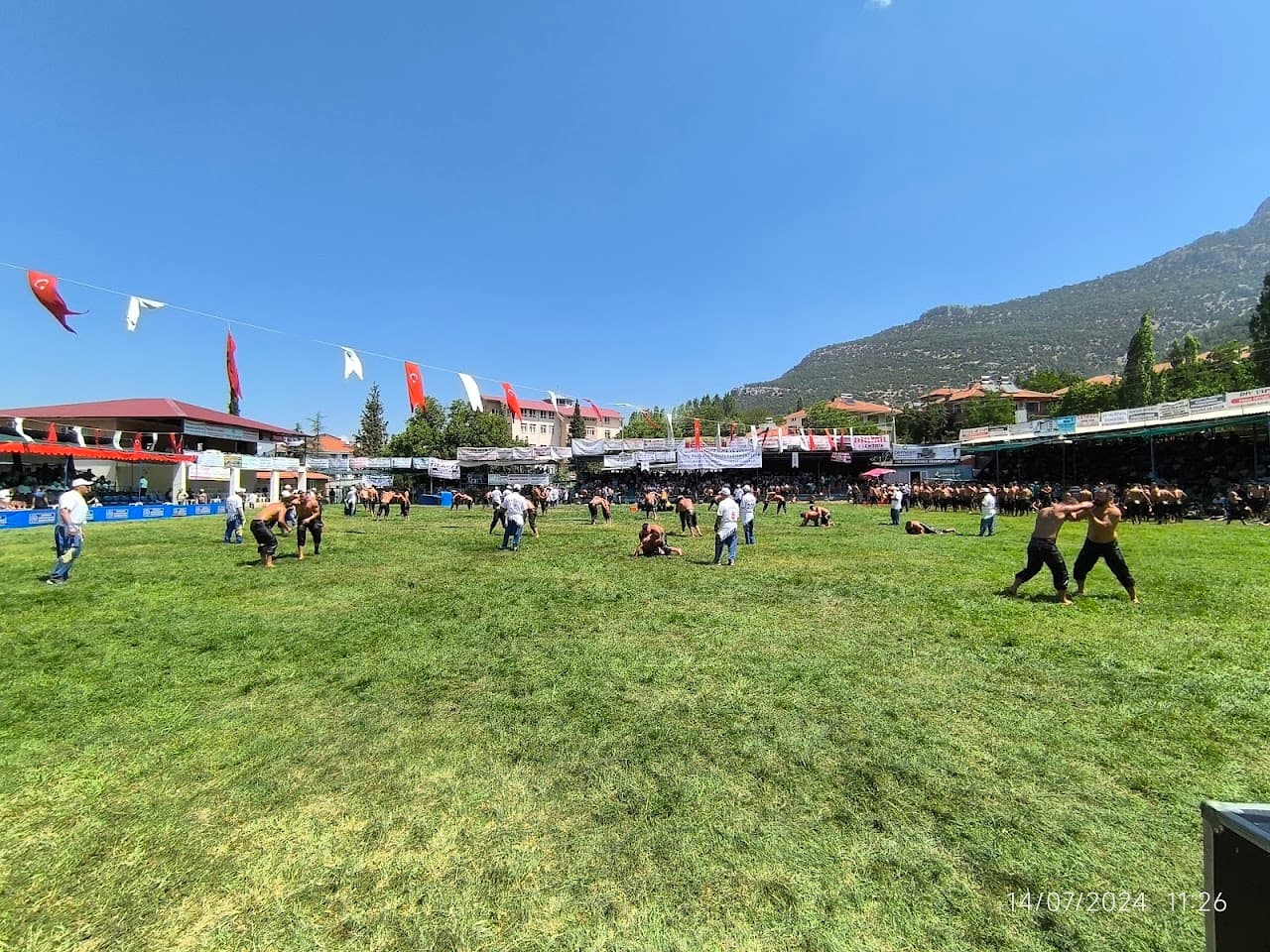 Altınyayla Stadı