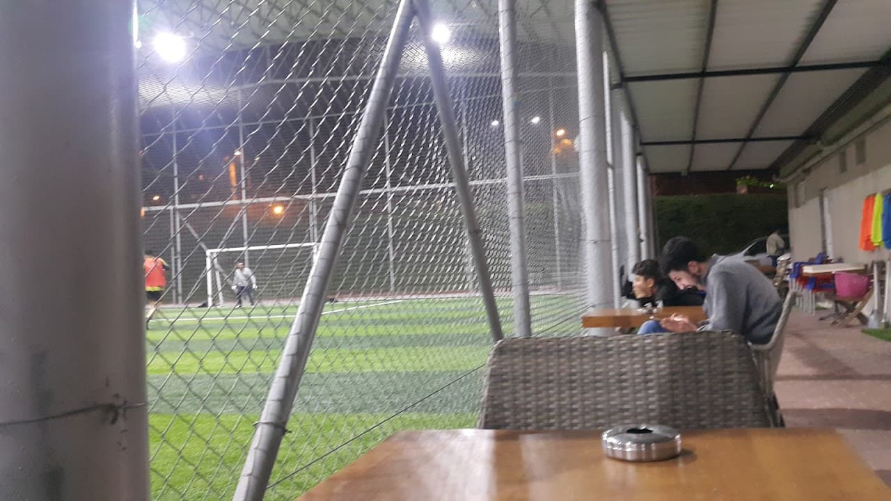 Çevre Yolu Halı Saha