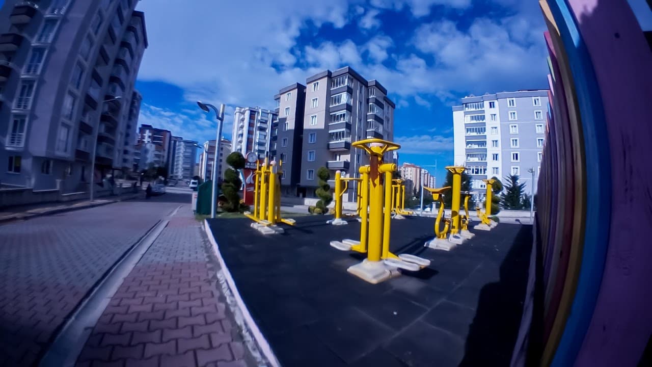 Mevlana Halı Saha ve Park