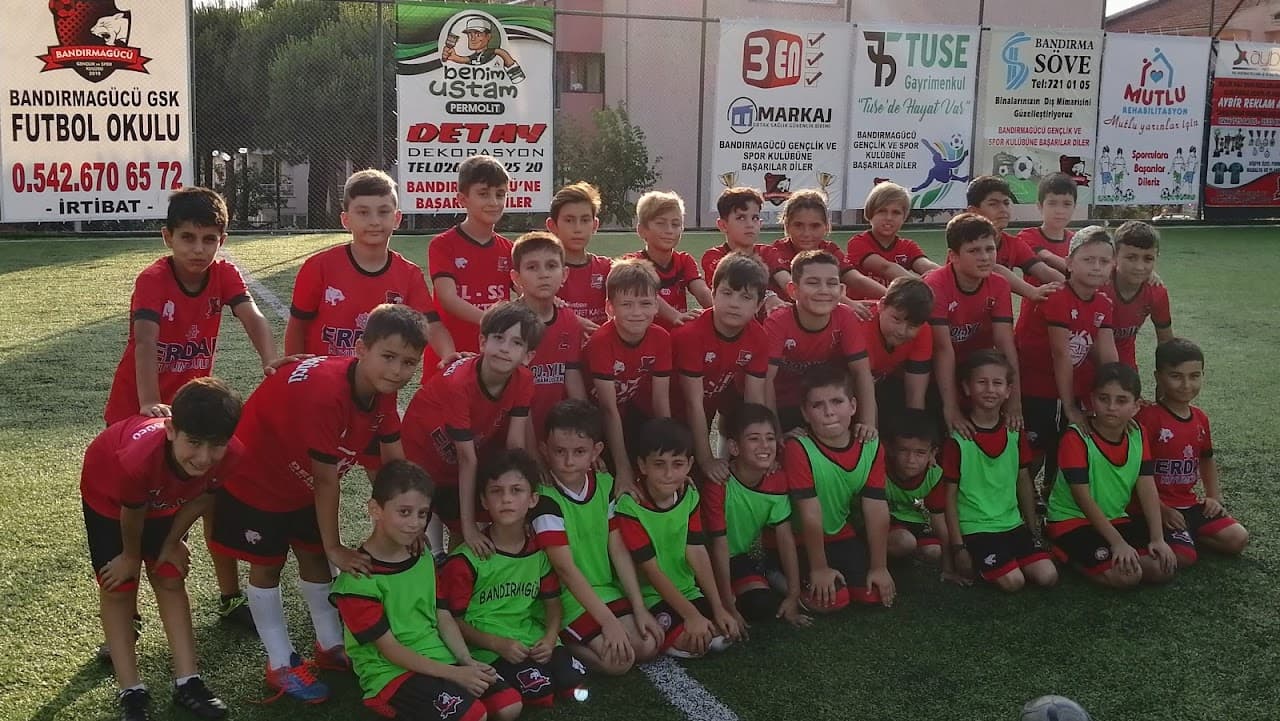 Bandırmagücü Melis Spor Tesisleri