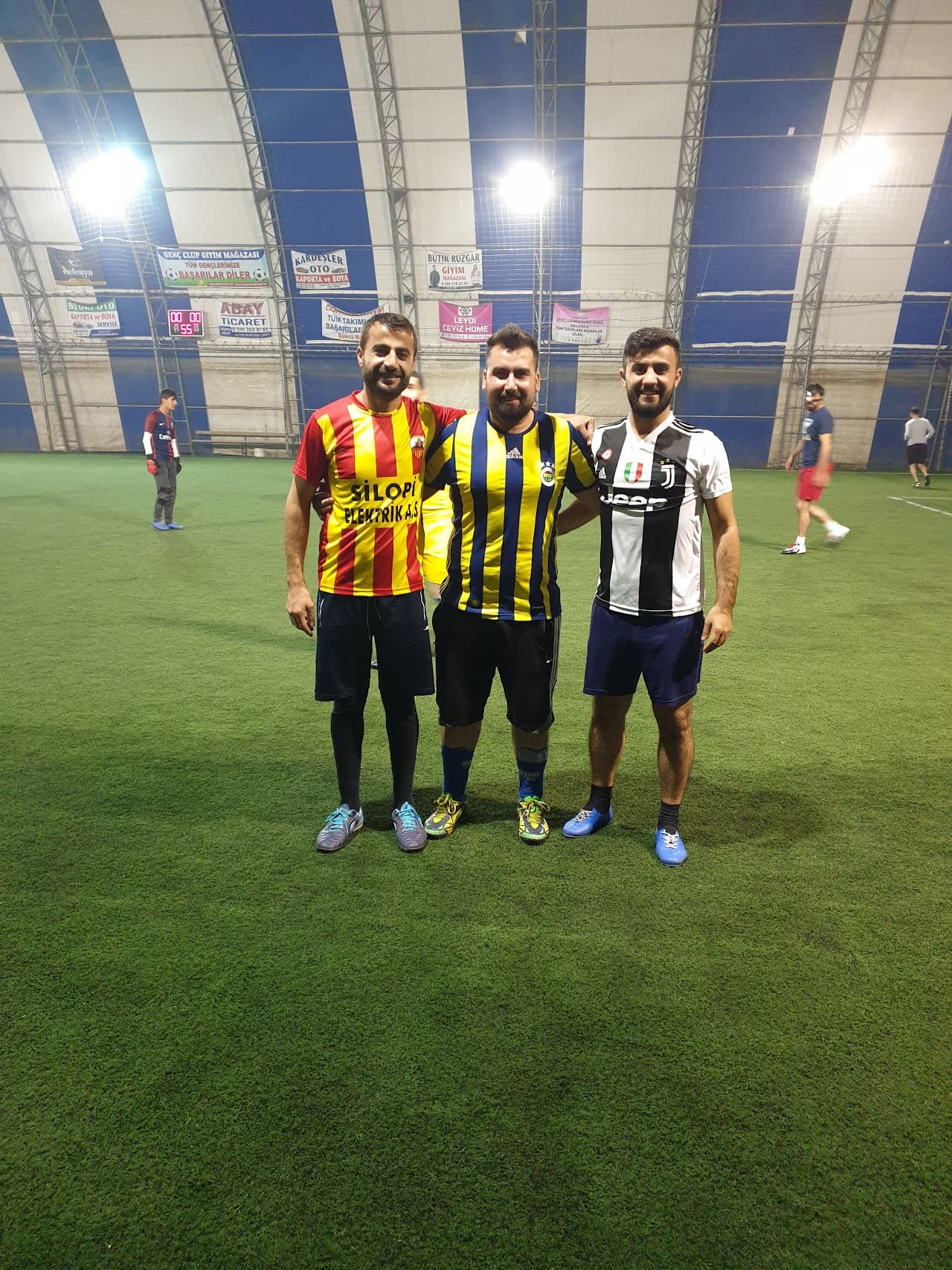 Yıldız Halı Saha