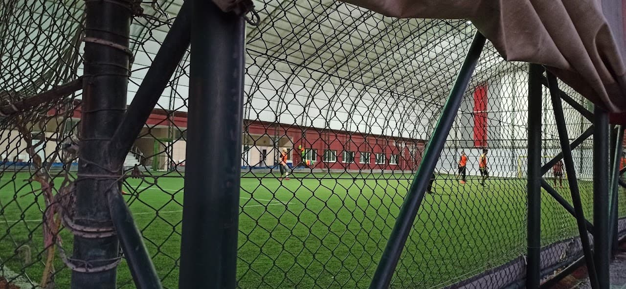 Olimpiyat Kapalı Halı Saha
