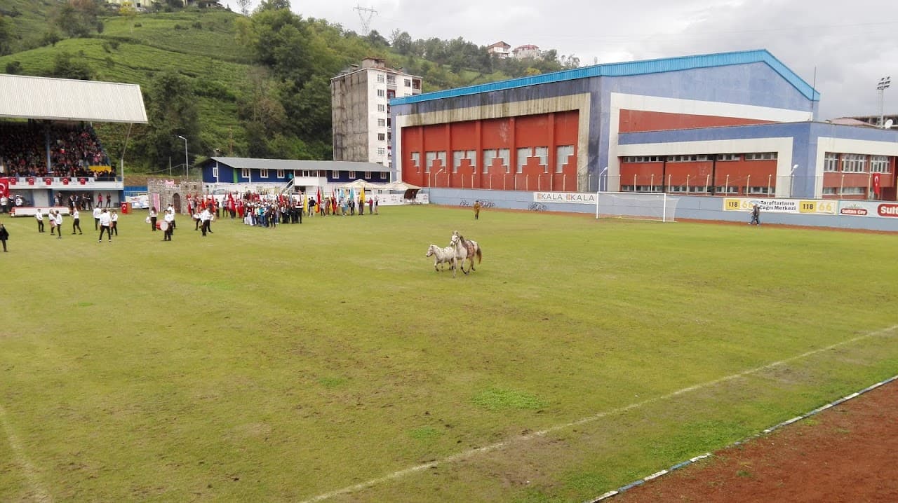 Pazar İlçe Stadyumu 2