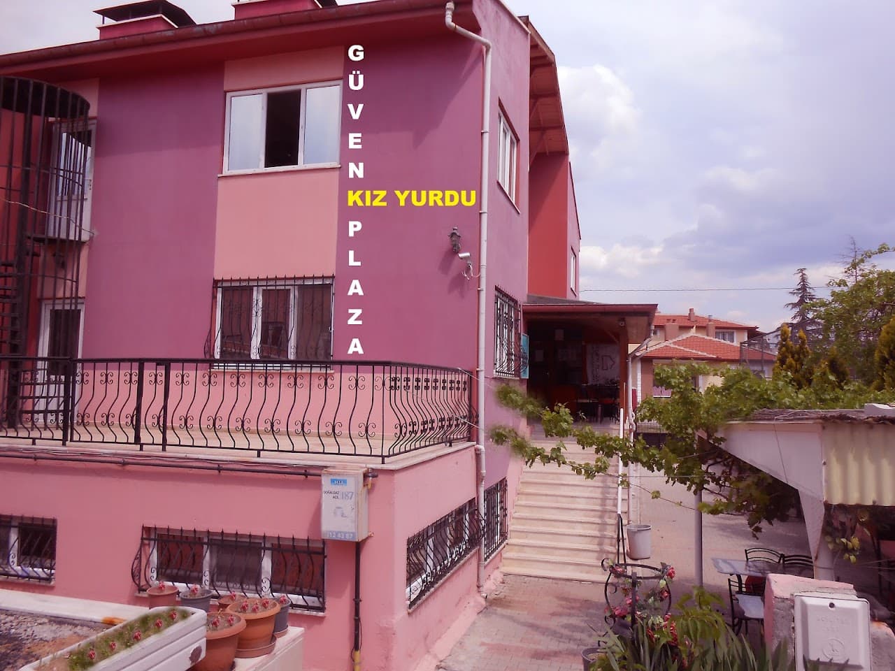 Bolvadin Güven Plaza Kız Öğrenci Yurdu 4